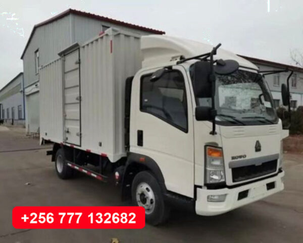 HOWO BOX BODY 4.2M RHD