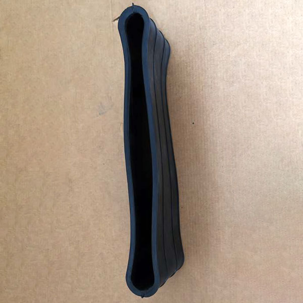 Oil Filter Inlet Interface, Rubber Hose - Image 2