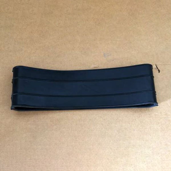 Oil Filter Inlet Interface, Rubber Hose